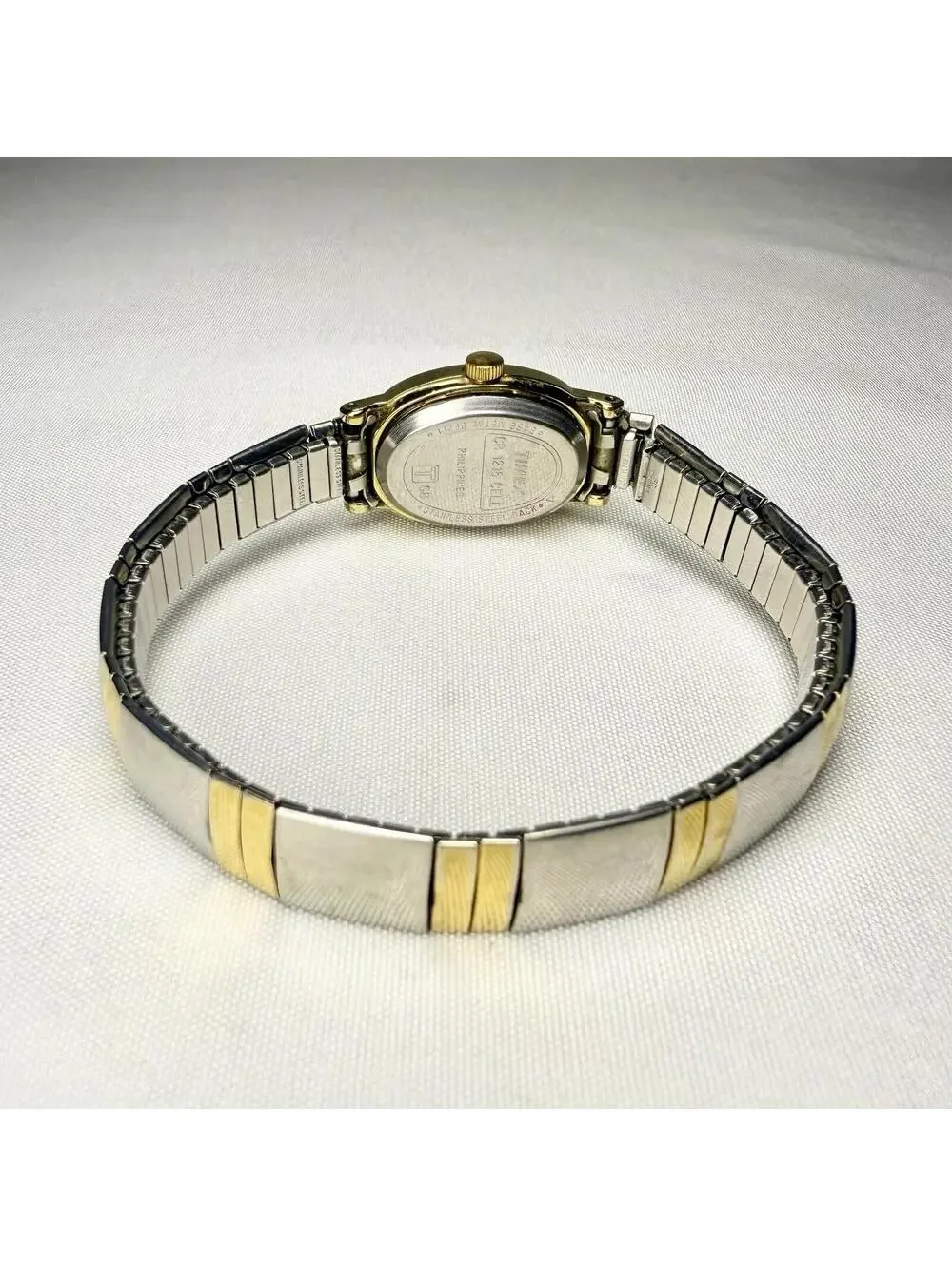 Ladies TIMEX Quartz Watch W11 K6 Gold Tone